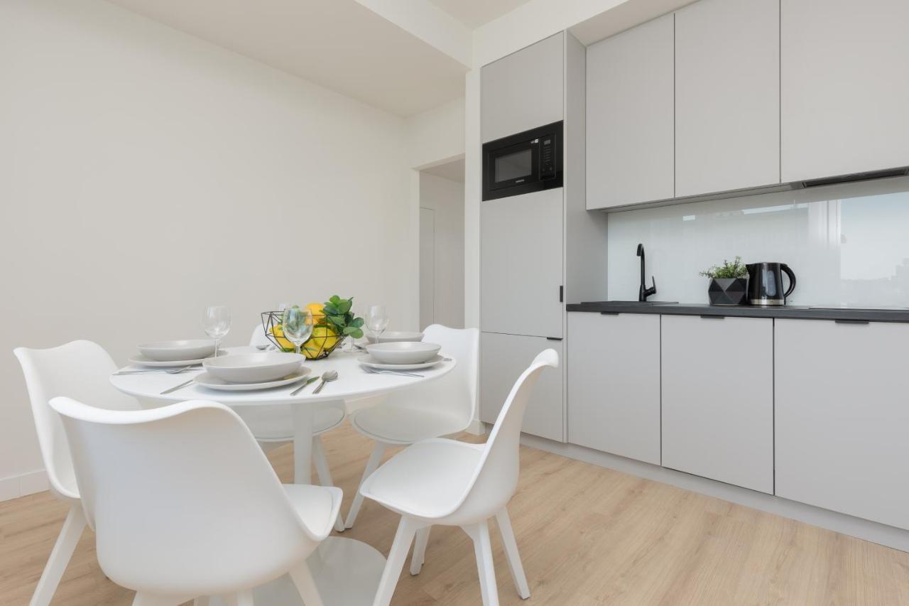 Amazing Spacious Apartments In Warsaw City Center By Noclegi Renters Exterior photo